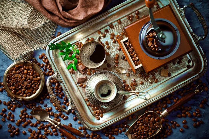 Heißes süßes Getränk des schwarzen Kaffees lizenzfreies stockfoto