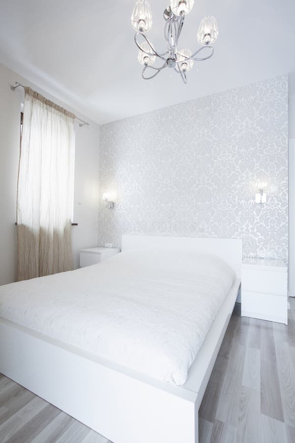 Heldere luxeslaapkamer stock foto's Heldere luxeslaapkamer stock foto's