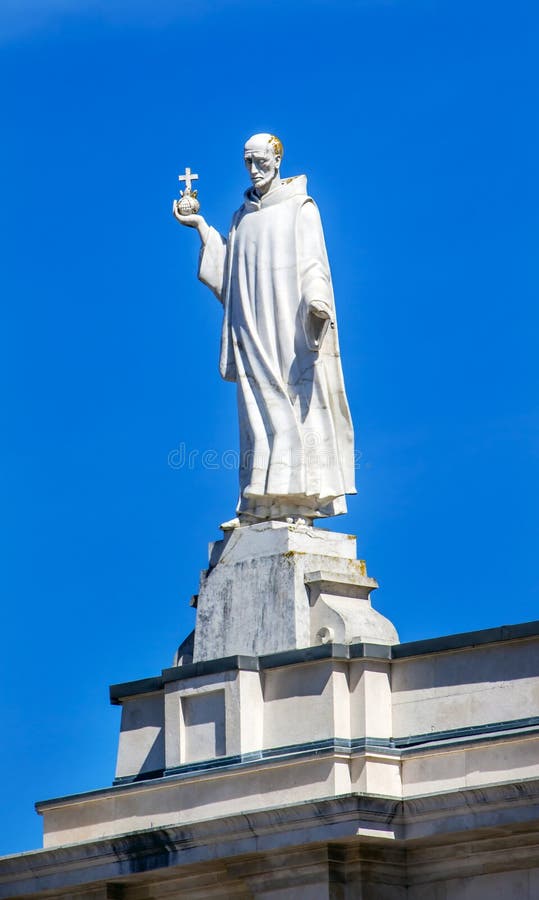 Helgon John Eudes Statue Basilica Lady av radbandet Fatima Portugal royaltyfria foton Helgon John Eudes Statue Basilica Lady av radbandet Fatima Portugal royaltyfria foton