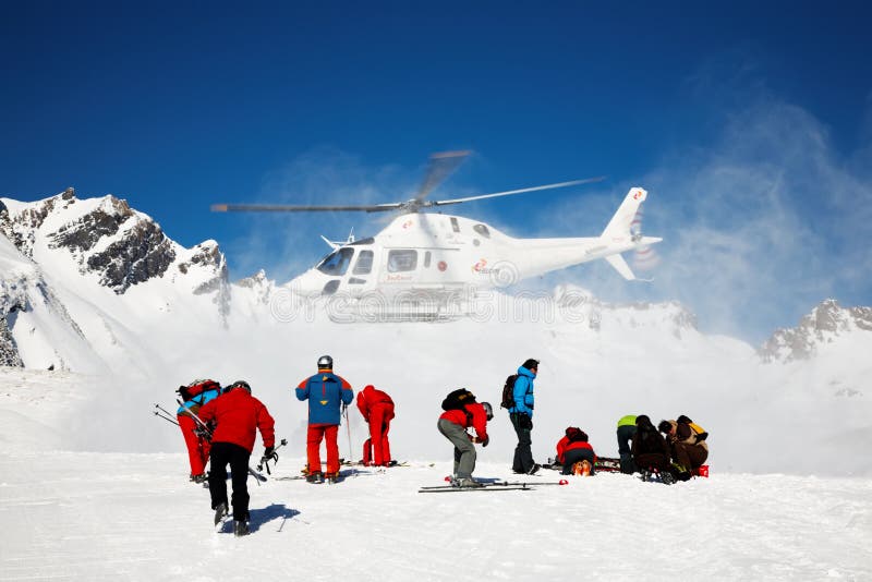 Heli-Skiing