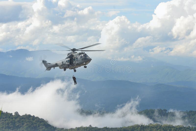 Helicóptero tailandês da força aérea fotos de stock Helicóptero tailandês da força aérea fotos de stock