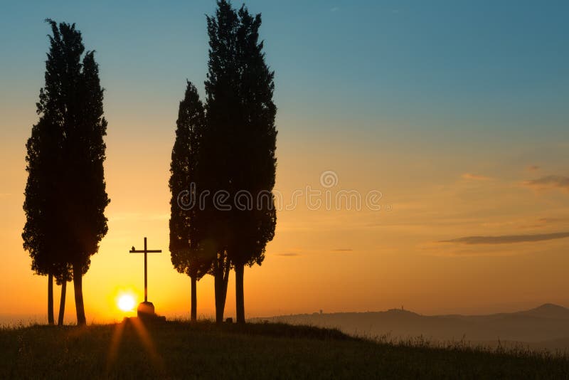 helig soluppgång tuscany royaltyfri fotografi helig soluppgång tuscany royaltyfri fotografi