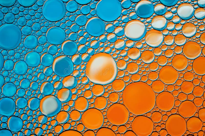 Helles abstraktes Wasser lässt Hintergrund fallen lizenzfreie stockfotografie