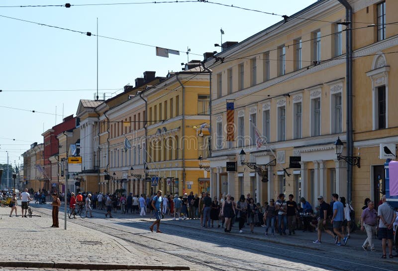 Helsínquia Finlandia Aleksanterinkatu fotografia de stock