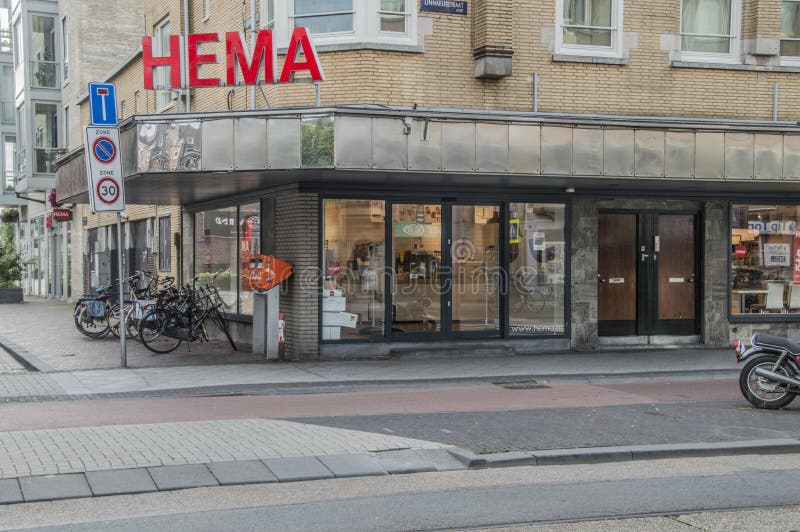 schaduw Inhalen Oh HEMA Store at Amsterdam East the Netherlands 2018 Editorial Photography -  Image of outdoor, logo: 123316637