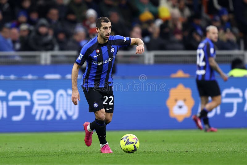 Mkhitaryan Henrikh and Taison Forwards of Football Club Shakhtar Editorial  Photo - Image of green, football: 31294671