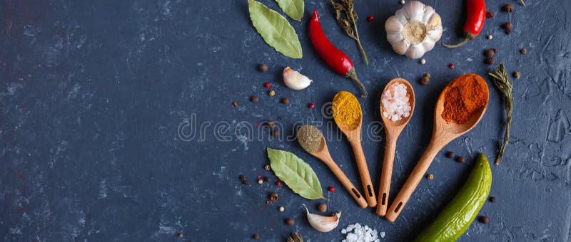 https://thumbs.dreamstime.com/b/herbs-spices-black-background-food-background-measuring-spoon-spice-spoon-copy-space-banner-herbs-spices-black-131733425.jpg