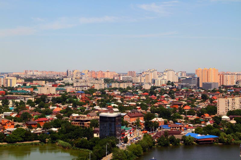 Hermosa vista de la ciudad de Krasnodar foto de archivo libre de regalías Hermosa vista de la ciudad de Krasnodar foto de archivo libre de regalías