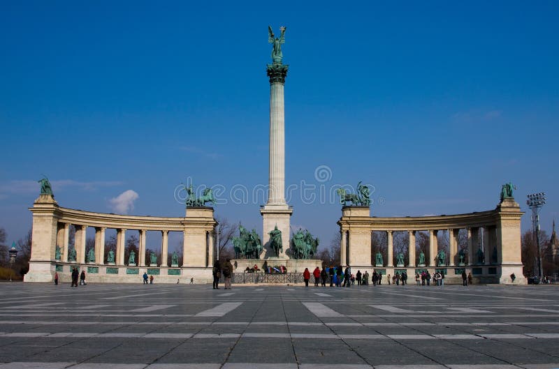 Hero Square