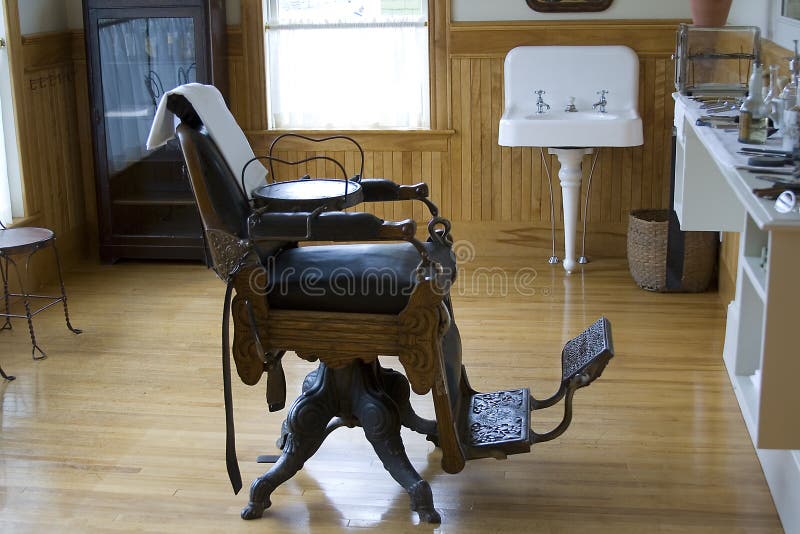 Herrenfriseur-Stuhl lizenzfreie stockbilder Herrenfriseur-Stuhl lizenzfreie stockbilder
