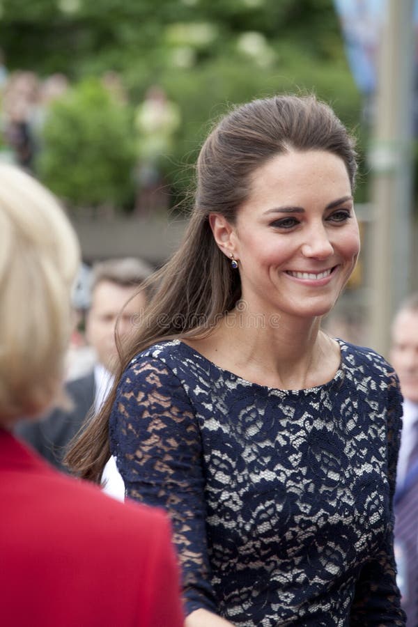 Hertogin van Cambridge - Kate Middleton royalty-vrije stock afbeelding Hertogin van Cambridge - Kate Middleton royalty-vrije stock afbeelding