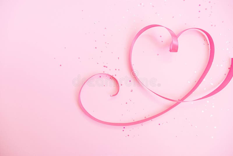 Herzenslust am Valentinstag Hellrosa Funkeln Flachlage stockbild Herzenslust am Valentinstag Hellrosa Funkeln Flachlage stockbild