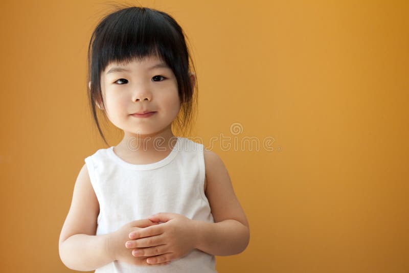Het Aziatische meisje van het babykind stock afbeeldingen Het Aziatische meisje van het babykind stock afbeeldingen