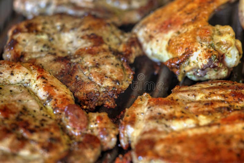 Vers vlees grillen royalty-vrije stock afbeelding