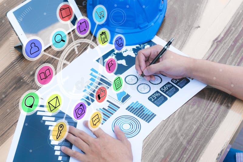 Het concept van het bedrijfsstatistiekensucces: het klusje van zakenmananalytics stock fotografie Het concept van het bedrijfsstatistiekensucces: het klusje van zakenmananalytics stock fotografie