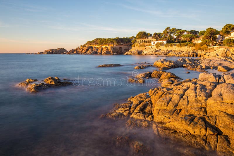 Mooi detail uit het kustdorp Sagaro, Costa Brava, Catalonië, aan de Spaanse kust stock foto