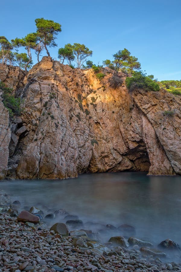 Het detail van Nice van Costa Brava kust in Spanje stock afbeeldingen