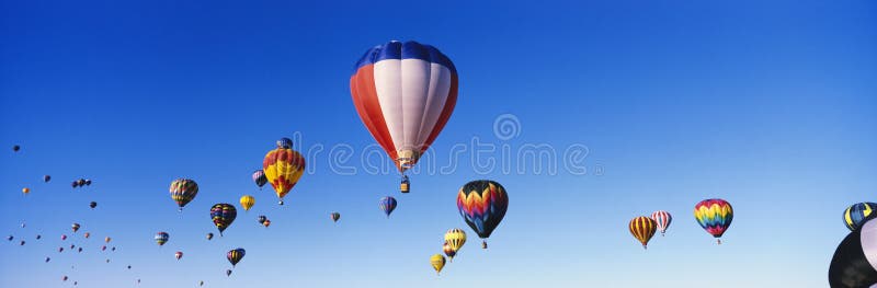 Het drijven van ballons stock fotografie Het drijven van ballons stock fotografie