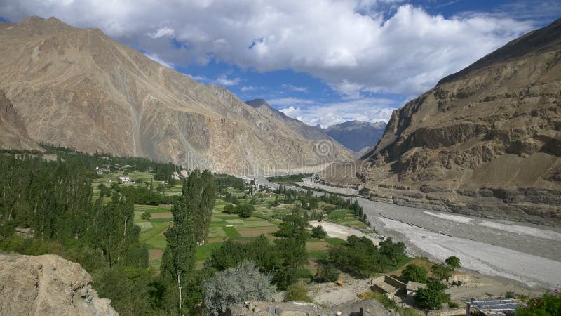 Het filteren van schot van turtukdorp, Diskit, Jammu & Kashmir, India