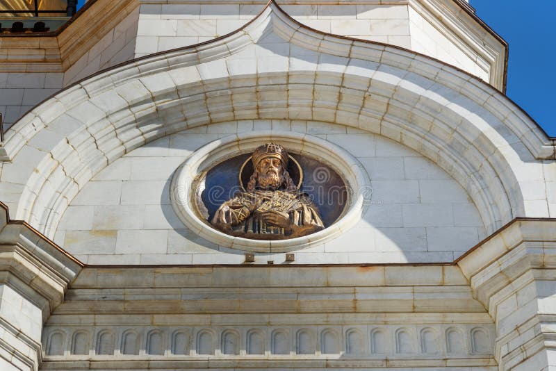 Het fragment van brons beeldhouwt op Kathedraal van Christus de Verlosser moskou Rusland stock afbeeldingen Het fragment van brons beeldhouwt op Kathedraal van Christus de Verlosser moskou Rusland stock afbeeldingen