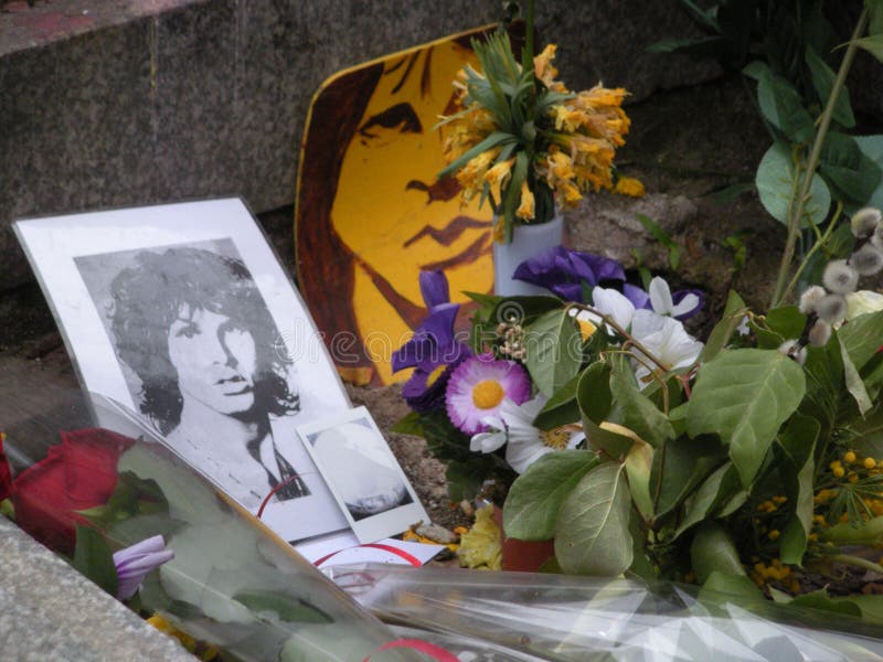 Het graf van Jim Morrison, Père Lachaise Cemetery, Parijs, Frankrijk