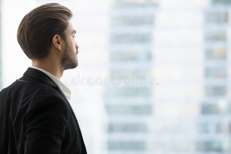 Het hoofd schoot profielportret van succesvolle zekere zakenman stock afbeeldingen Het hoofd schoot profielportret van succesvolle zekere zakenman stock afbeeldingen
