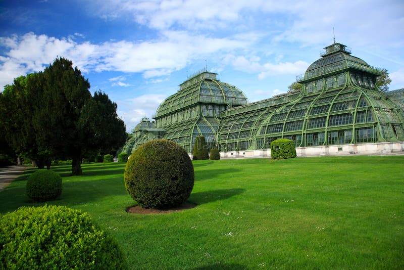 Palmenhuis, Wenen, Oostenrijk royalty-vrije stock foto's