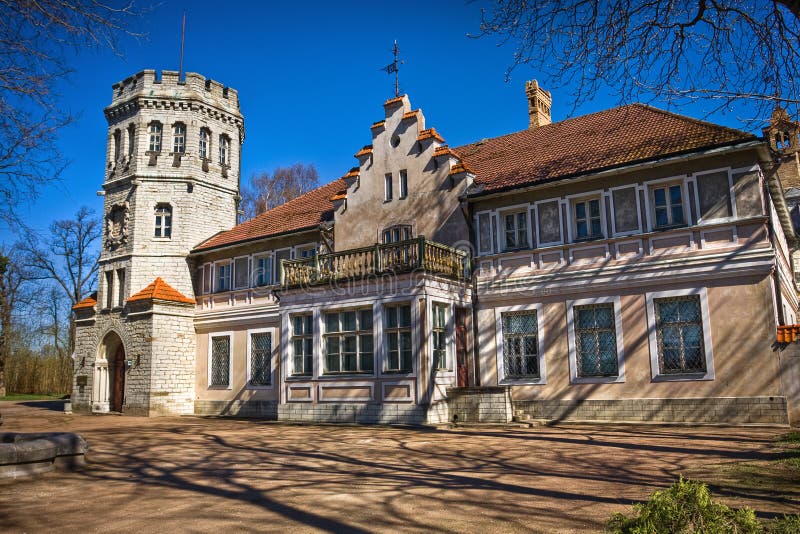Het Kasteel van Maarjamae in Tallinn stock foto's Het Kasteel van Maarjamae in Tallinn stock foto's
