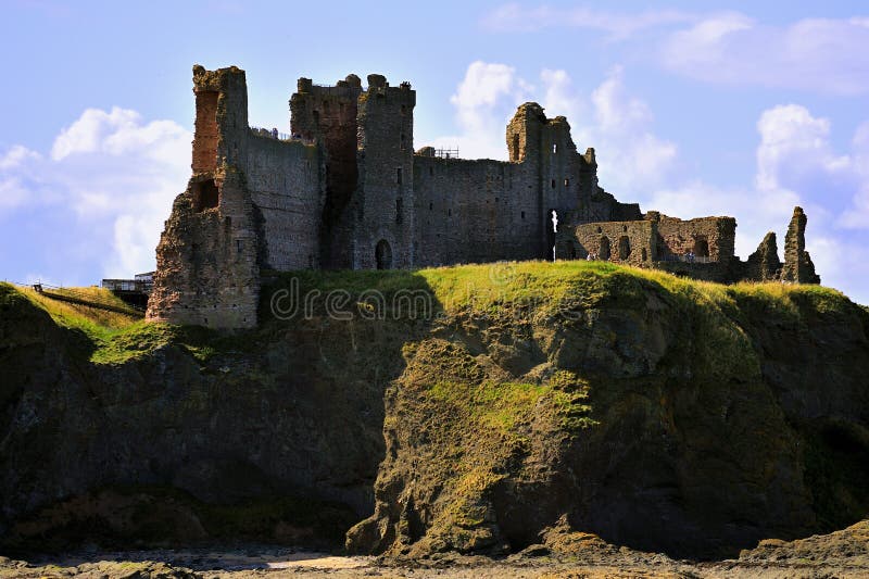 The clifftop ruin of Tantallon castle, overlooking the Firth of Forth and the Bass rock. This was the seat of the Douglas earls of Angus, one of the most powerful baronial families in Scotland. The clifftop ruin of Tantallon castle, overlooking the Firth of Forth and the Bass rock. This was the seat of the Douglas earls of Angus, one of the most powerful baronial families in Scotland.