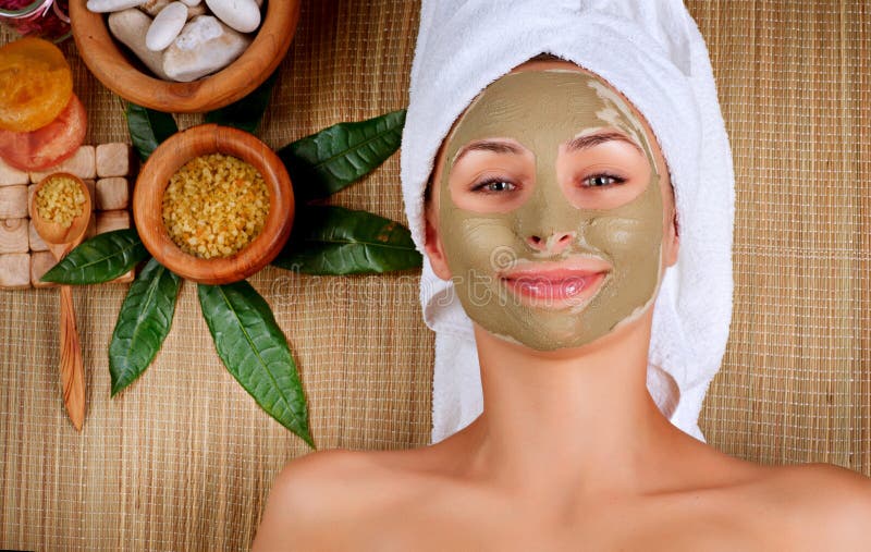 Spa Mud Mask. Woman in Spa Salon. Spa Mud Mask. Woman in Spa Salon