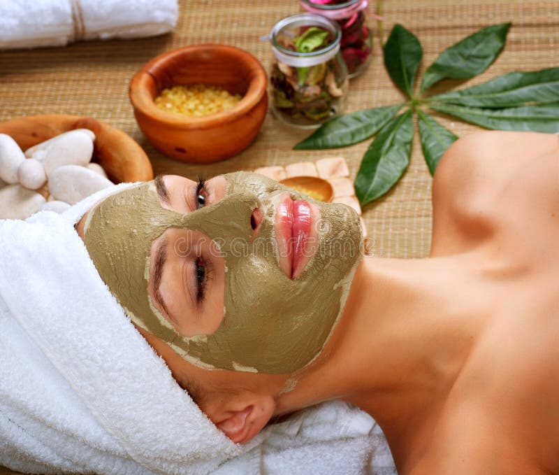 Spa Mud Mask. Woman in Spa Salon. Spa Mud Mask. Woman in Spa Salon