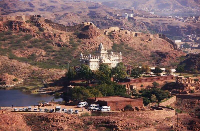 Het Mausoleum van Jaswantthada, Jodhpur, India royalty-vrije stock afbeeldingen Het Mausoleum van Jaswantthada, Jodhpur, India royalty-vrije stock afbeeldingen