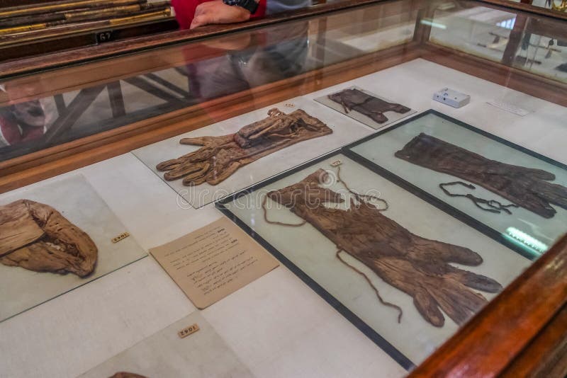 Het nationale Museum Expans van Kaïro gewijd aan Oud Egypte, Pharaohs, Brijen en Egyptische Piramides stock foto's Het nationale Museum Expans van Kaïro gewijd aan Oud Egypte, Pharaohs, Brijen en Egyptische Piramides stock foto's