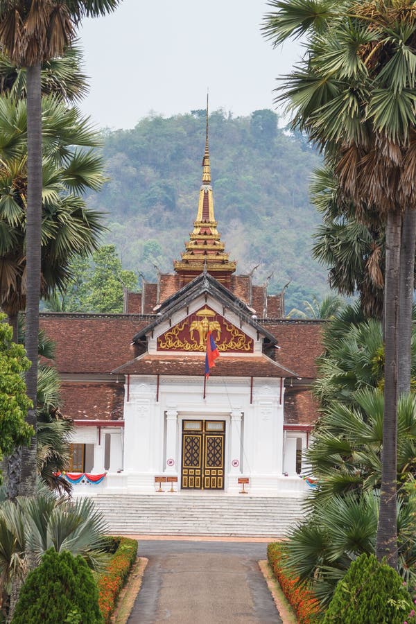 Het nationale museum van de boommening louangprabang stock afbeelding Het nationale museum van de boommening louangprabang stock afbeelding