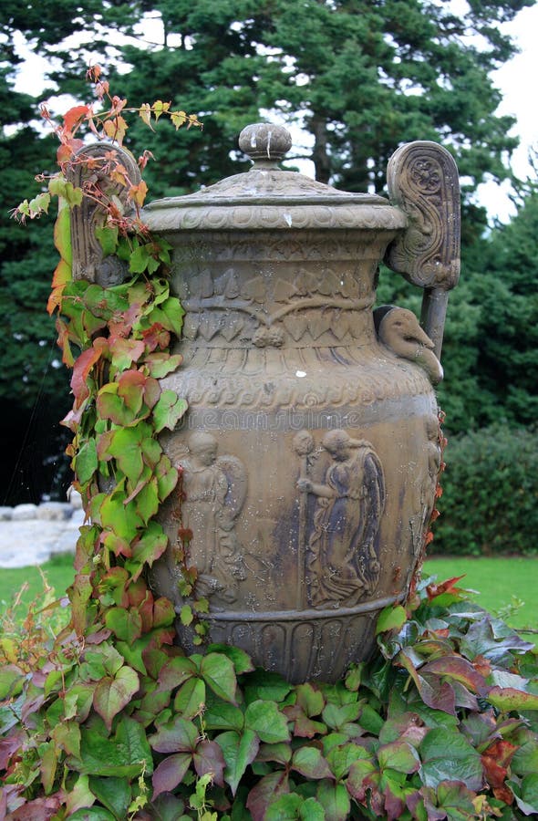 Het Ornament van de tuin stock Image of nave, achtergrond - 6099542