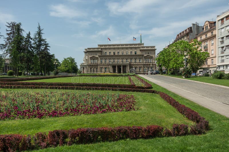 Het Oude Paleis van Staridvor, de zetel van de Stadsassemblage van Belgra stock afbeelding Het Oude Paleis van Staridvor, de zetel van de Stadsassemblage van Belgra stock afbeelding