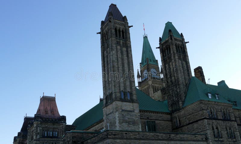 Het Parlement van Canada op het Parlement Heuvel in Ottawa stock foto's Het Parlement van Canada op het Parlement Heuvel in Ottawa stock foto's