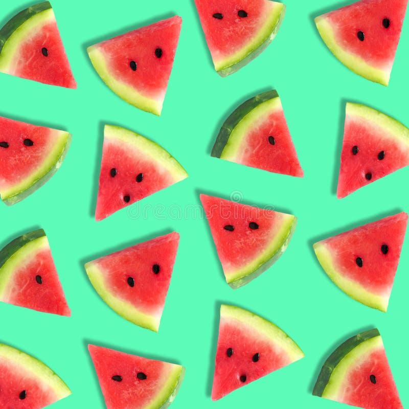 Het patroon van het de zomerfruit van de watermeloenplak op een wintertalings groene achtergrond