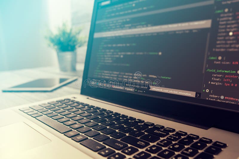 Het programma van de codagecode verwerkt gegevens de codeur ontwikkelaarontwikkeling ontwikkelt stock foto's Het programma van de codagecode verwerkt gegevens de codeur ontwikkelaarontwikkeling ontwikkelt stock foto's