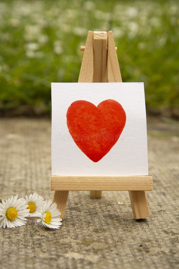 Het rode hart, hand trekt waterverfhart op witte sticker Het concept van de liefde stock afbeeldingen Het rode hart, hand trekt waterverfhart op witte sticker Het concept van de liefde stock afbeeldingen