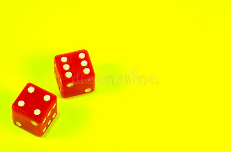 Het rood dobbelt stock afbeeldingen Het rood dobbelt stock afbeeldingen