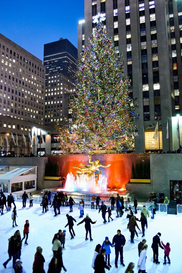 Het Schaatsende Rockefeller Centrum van het ijs 2012 stock fotografie Het Schaatsende Rockefeller Centrum van het ijs 2012 stock fotografie