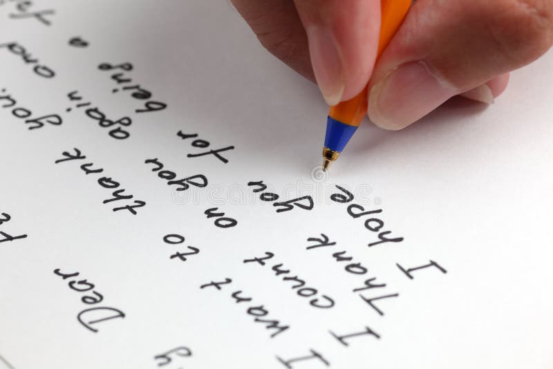 Het Schrijven Van Brief Aan Een Vriend Stock Foto  Image of lezing