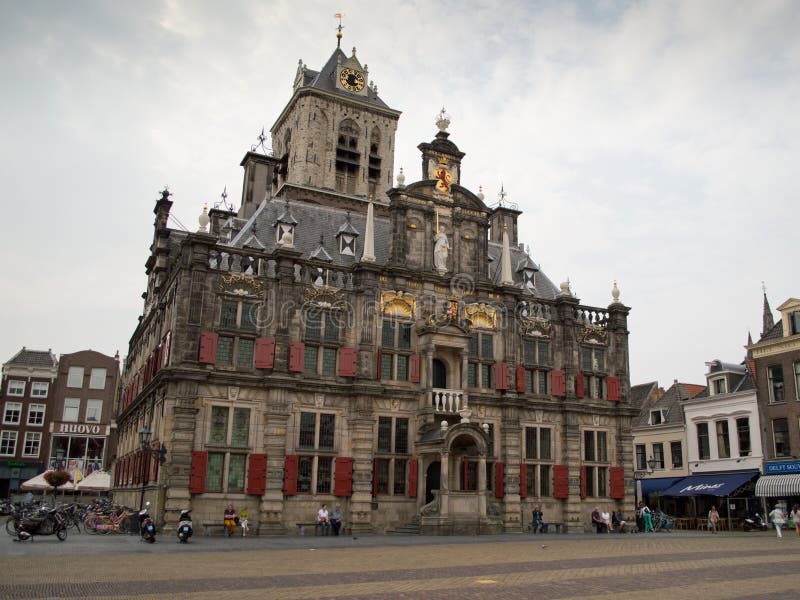 stof in de ogen gooien boeren vitamine Het Stadhuis Van Maastricht Redactionele Stock Afbeelding - Image of  holland, barok: 43923399