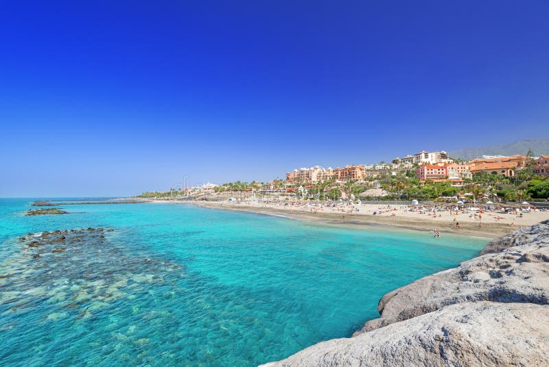 Het strand Tenerife Spanje van Gr Duque bij de zomer royalty-vrije stock foto Het strand Tenerife Spanje van Gr Duque bij de zomer royalty-vrije stock foto