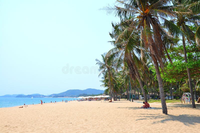 Het strand van Nhatrang, Vietnam royalty-vrije stock afbeeldingen Het strand van Nhatrang, Vietnam royalty-vrije stock afbeeldingen