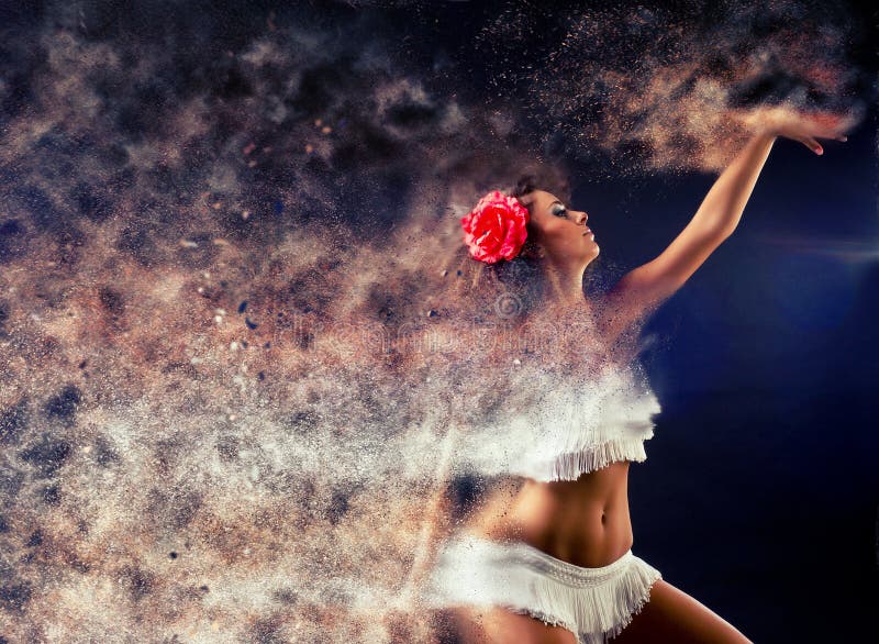 Het Surreal dansvrouw ontbinden in deeltjes stock fotografie Het Surreal dansvrouw ontbinden in deeltjes stock fotografie