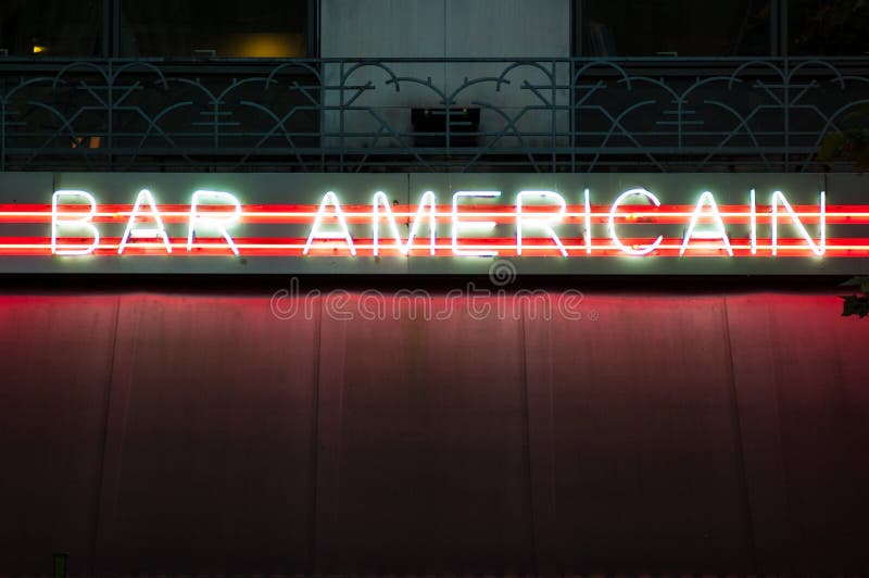 Het Teken van het neon van Amerikaanse staaf stock afbeelding Het Teken van het neon van Amerikaanse staaf stock afbeelding