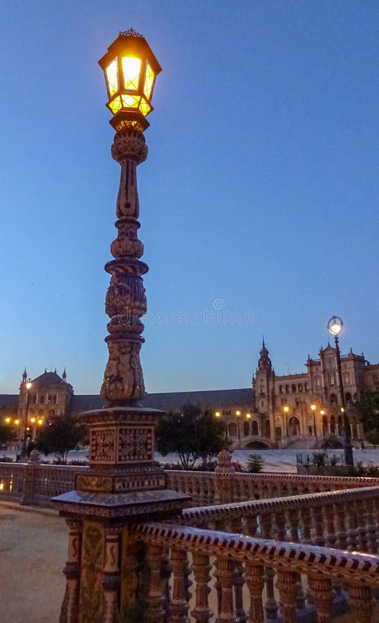 Het verbazingwekkende Spaanse plein, Plaza de Espana en Sevilla stock foto Het verbazingwekkende Spaanse plein, Plaza de Espana en Sevilla stock foto