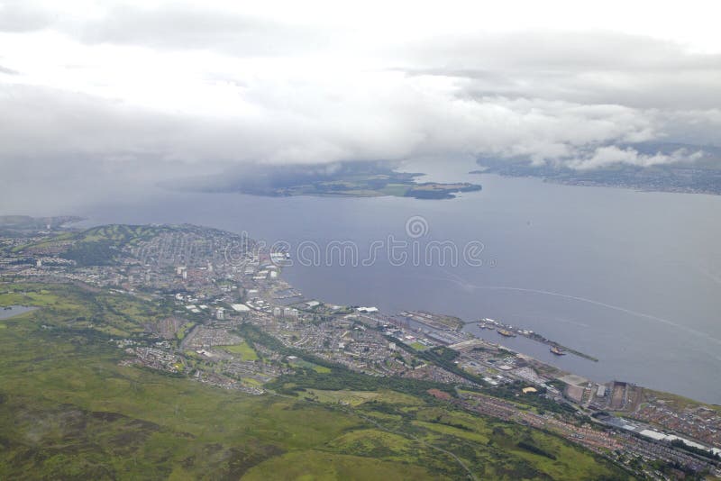 Haven Glasgow Ship In Duidelijke Blauwe De Hemelscheepsbouw Van De